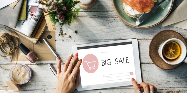 E-commerce Shop Online Homepage Sale Concept