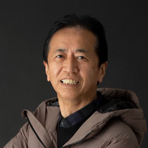 講師